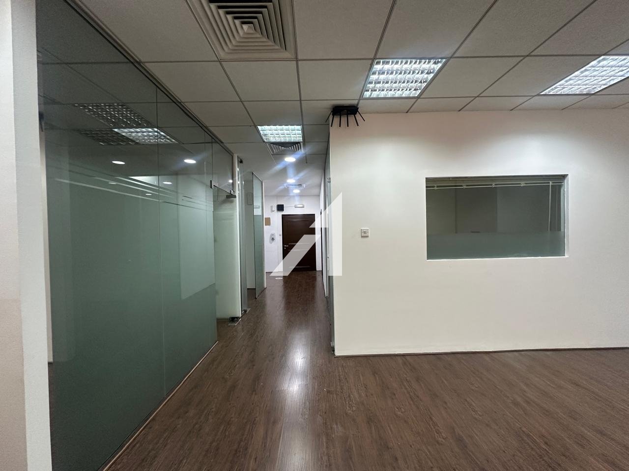 Escritório em Sheikh Zayed Road, UAE 119 m² N.º 124094