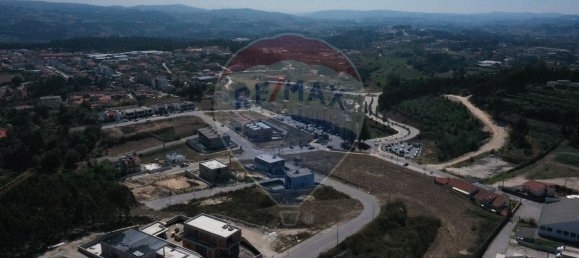 517m² Land in Lousada, Portugal No. 62414 5