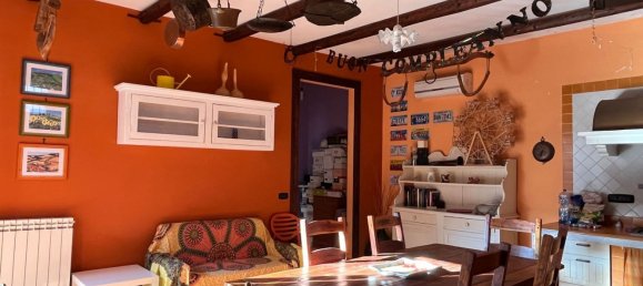 5 Schlafzimmer Villa in Acerra, Italy, Nr. 334781 10