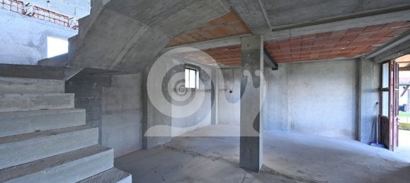 5-salle Maison à Udine, Italy No. 97764 4