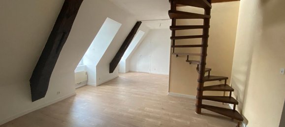 1 bedroom Duplex in Bourges, France No. 86429 2