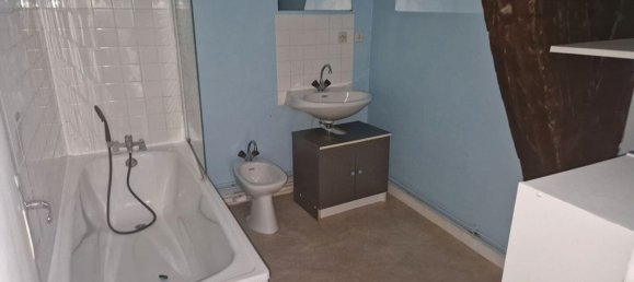 1 bedroom Duplex in Bourges, France No. 86429 9