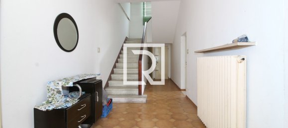 4-salle Maison à Forlì, Italy No. 167210 12