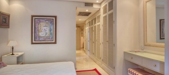 4 bedrooms Apartment in Marbella, Spain No. 102210 17