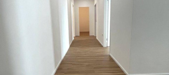 2 rooms Apartment in Wels, Austria No. 50404 2