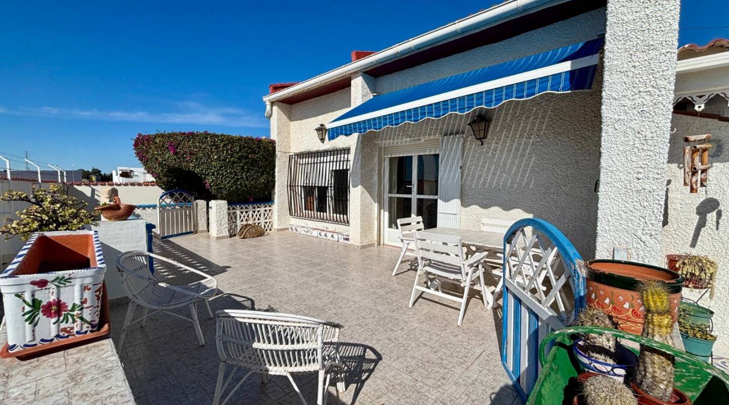 4 غرف نوم فيلا في Ciudad Quesada, Spain رقم 269137