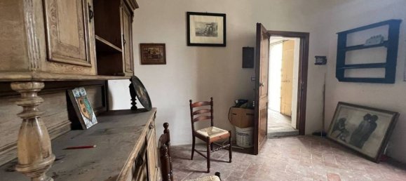 7 bedrooms Villa in Florence, Italy No. 48641 2