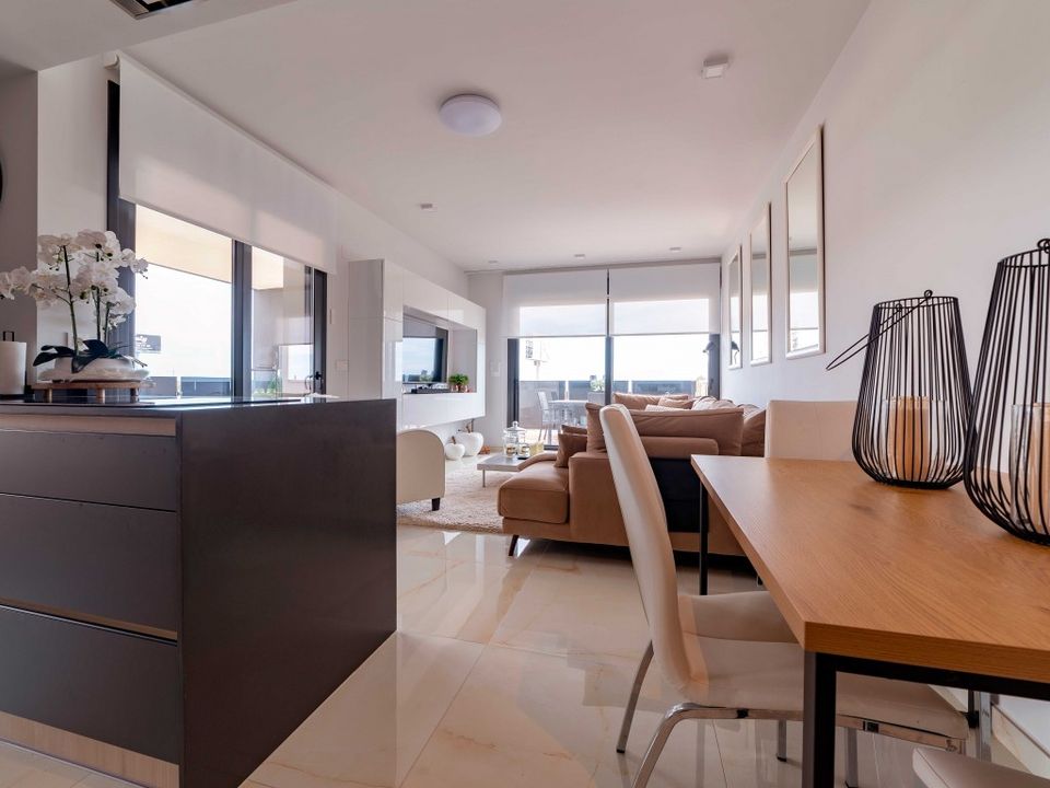 3 bedrooms Apartment in Alicante, Spain No. 178413