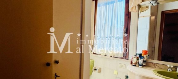 6 rooms House in Viareggio, Italy No. 278634 33