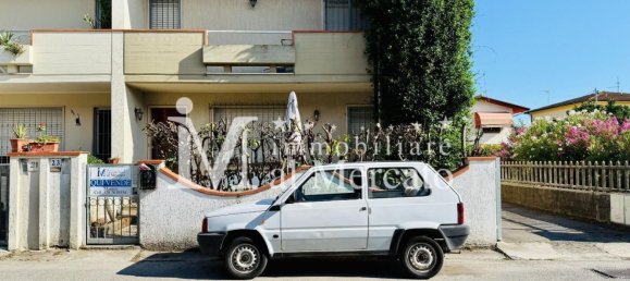 6 rooms House in Viareggio, Italy No. 278634 49