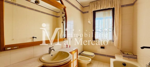 6 rooms House in Viareggio, Italy No. 278634 35