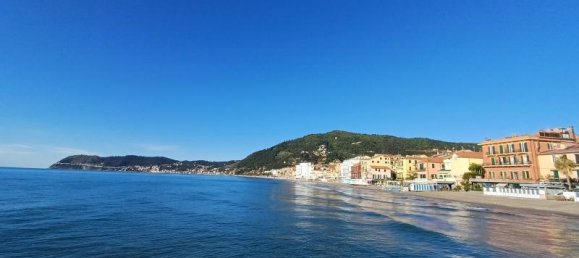 3 rooms Apartment in Alassio, Italy No. 232031 8