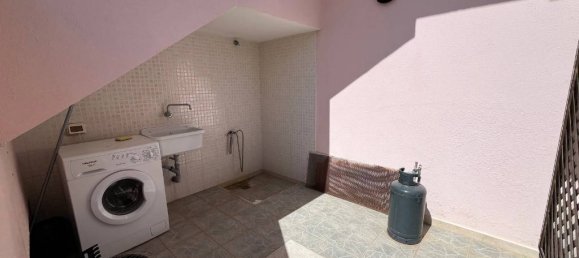 Квартира с 2 спальнями в Ugento, Италия № 354022 5