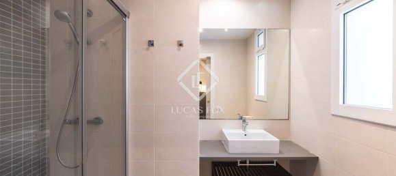 Ático de 3 dormitorios en Ciudad Vieja, Spain No. 169877 70