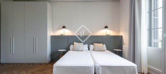 Ático de 3 dormitorios en Ciudad Vieja, Spain No. 169877 39