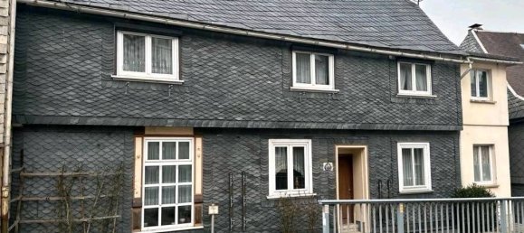 11 rooms Building in Ilm-Kreis, Germany No. 43649 2