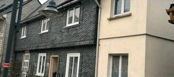 11 rooms Building in Ilm-Kreis, Germany No. 43649 3