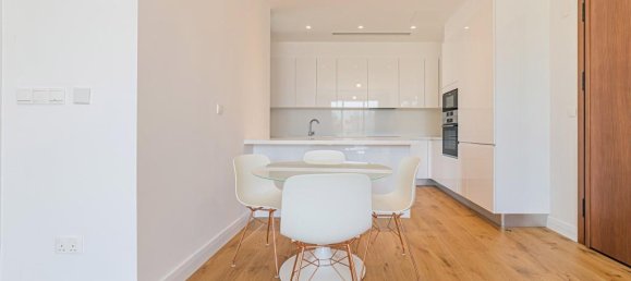 2 bedrooms Apartment in Agios Georgios, Cyprus No. 4437 12