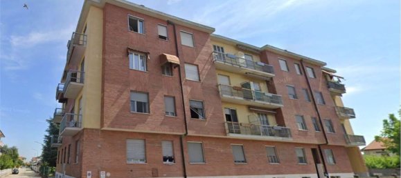 Apartamento T3 em Trino, Italy N.º 381615 3