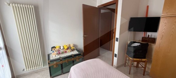 Квартира с 2 спальнями в Кастельнуово Рангоне, Италия № 18950 10