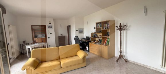 Квартира с 2 спальнями в Кастельнуово Рангоне, Италия № 18950 2