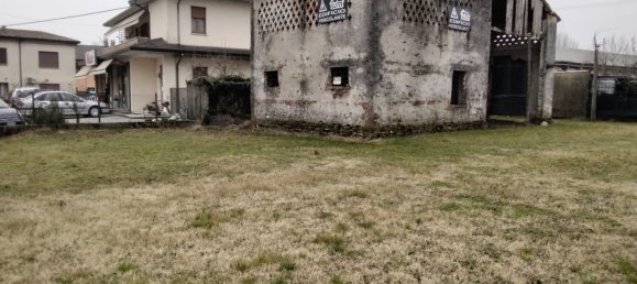 645m² Commercial property in Pozzoleone, Italy No. 255799 4