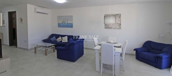 2 bedrooms Apartment in San Gwann, Malta No. 4517 2
