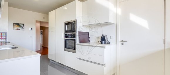 4 bedrooms Apartment in Porto, Portugal No. 111905 14