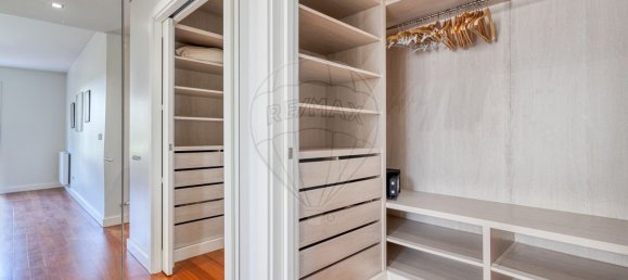 4 bedrooms Apartment in Porto, Portugal No. 111905 30