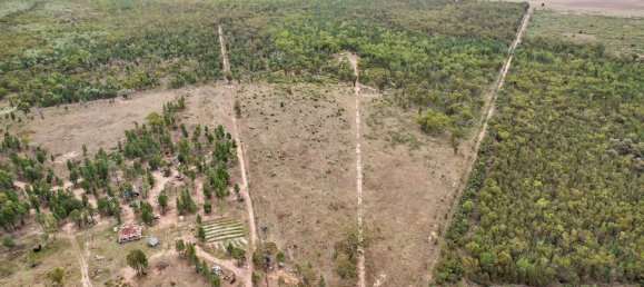 828300m² Land in Canning Creek, Australia No. 797 10