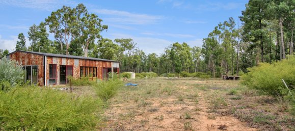 828300m² Land in Canning Creek, Australia No. 797 5