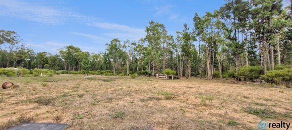 828300m² Land in Canning Creek, Australia No. 797 6