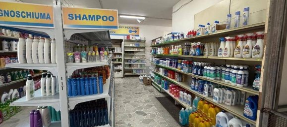 Коммерческая недвижимость 70м² в Неаполь, Италия № 270451 4