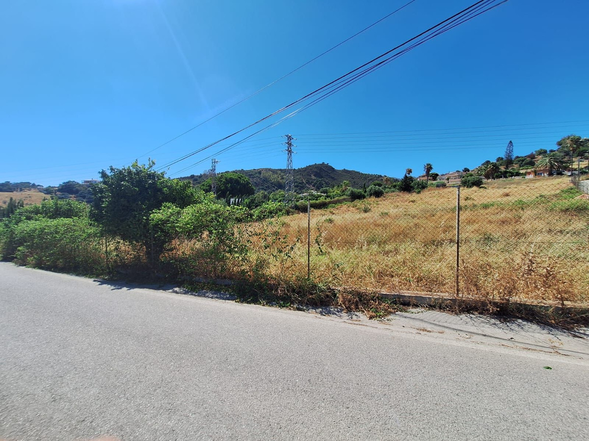  Land in Estepona, Spain No. 185507