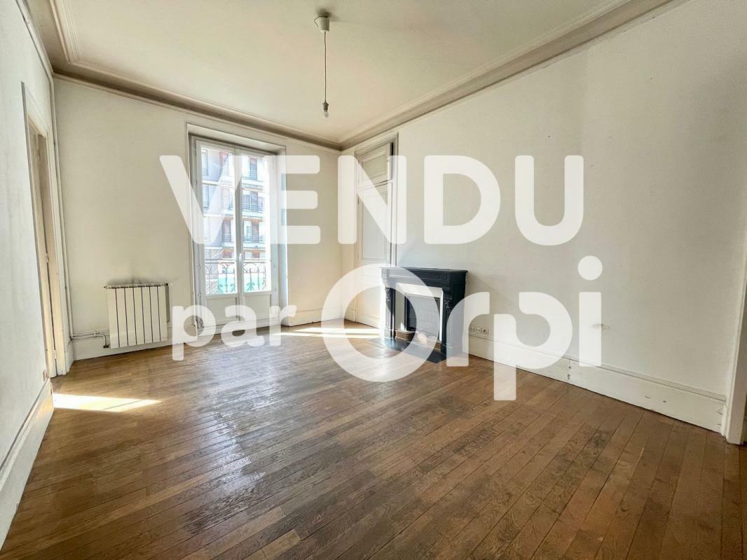 2 غرف نوم شقة في Grenoble, France رقم 270694