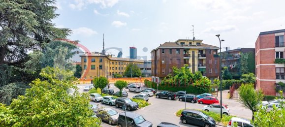 3 rooms Apartment in Milan, Italy No. 338158 7