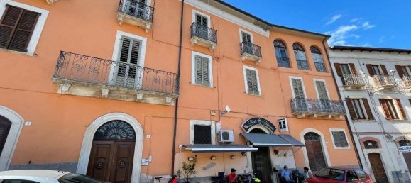 4 rooms Apartment in Fontecchio, Italy No. 159960 2