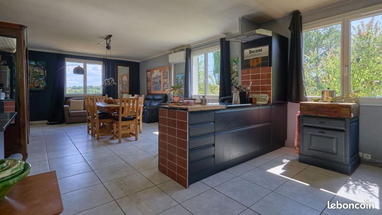 4 Schlafzimmer Haus in Pierrevert, France, Nr. 304063