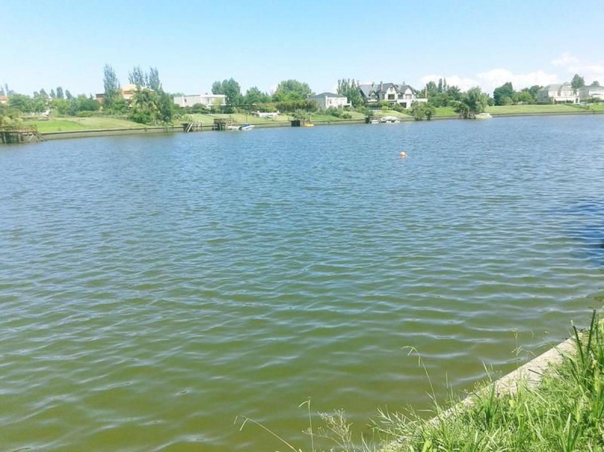  قطعة أرض في Tigre, Argentina رقم 116994