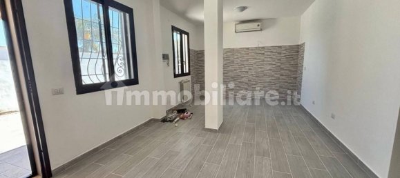 2 bedrooms Villa in Ardea, Italy No. 68349 3