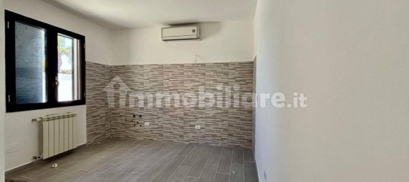 2 bedrooms Villa in Ardea, Italy No. 68349 12
