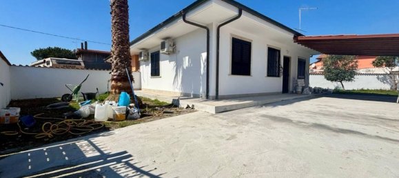 2 bedrooms Villa in Ardea, Italy No. 68349 17