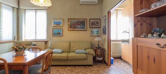 5 bedrooms Villa in Legnano, Italy No. 355764 21