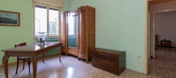 5 bedrooms Villa in Legnano, Italy No. 355764 18