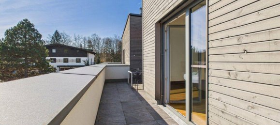 2 rooms Penthouse in Velden am Worther See, Austria No. 139810 4