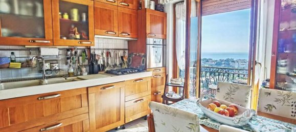 3 bedrooms Penthouse in Vallecrosia, Italy No. 104581 5