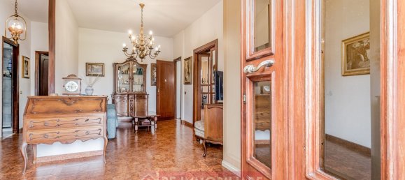 6 rooms Villa in Rome, Italy No. 92954 10