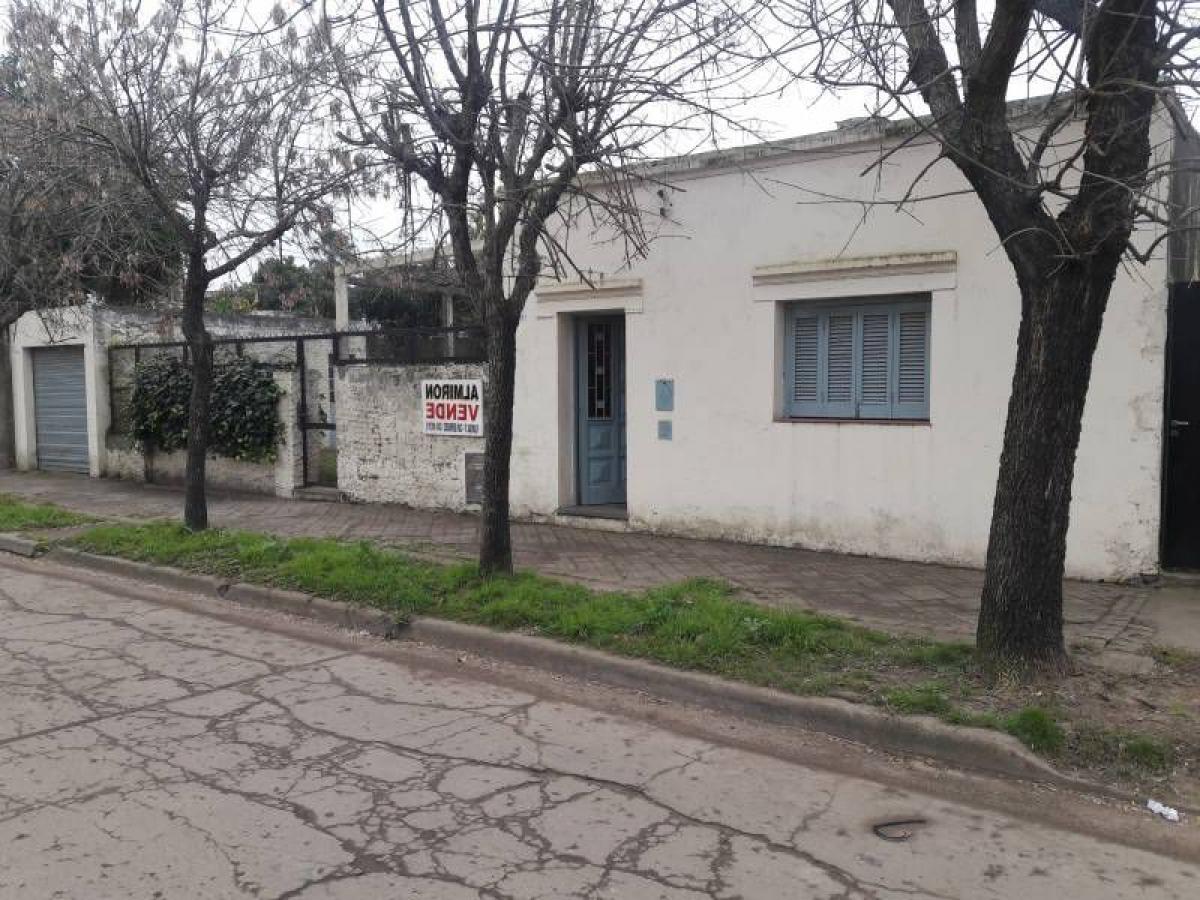 2 bedrooms House in Santa Fe, Argentina No. 57729