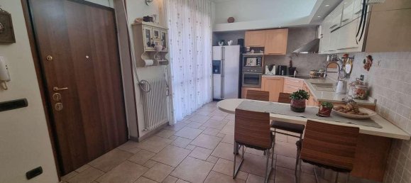 Apartamento de 4 habitaciónes en Limbiate, Italy No. 43442 4