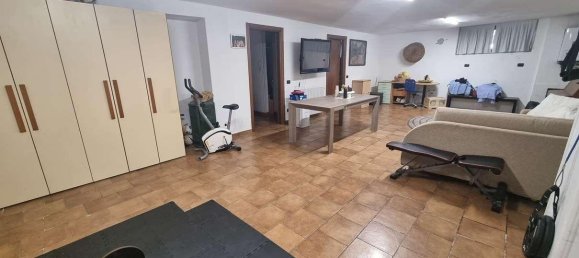 Apartamento de 4 habitaciónes en Limbiate, Italy No. 43442 23